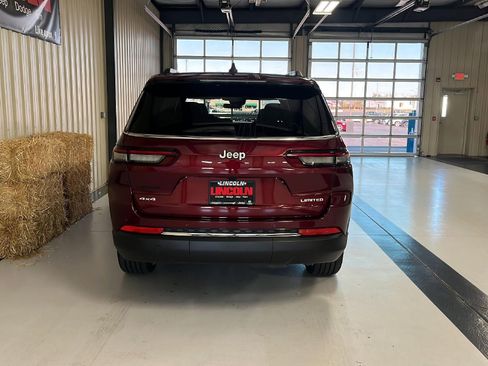 New 2025 Jeep Grand Cherokee L Limited image 9