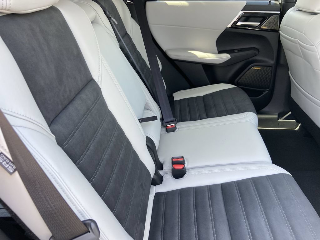 New 2026 Mitsubishi Outlander SE FWD image 24