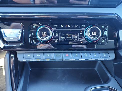 New 2026 GMC Sierra 1500 AT4X image 18