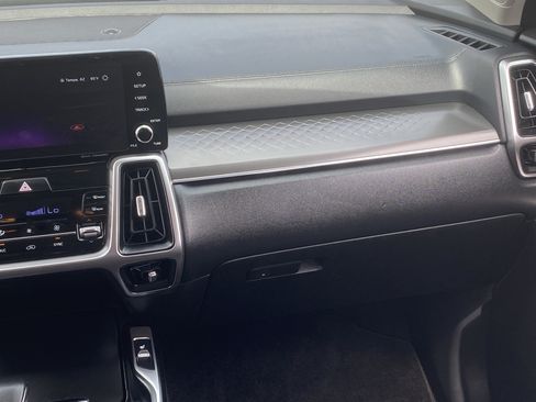 Certified 2022 Kia Sorento S FWD image 15