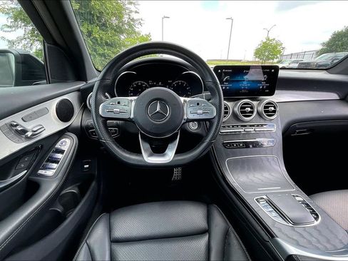 Used 2022 Mercedes-Benz GLC 300 image 6