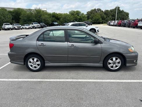 Used 2005 Toyota Corolla FWD image 6