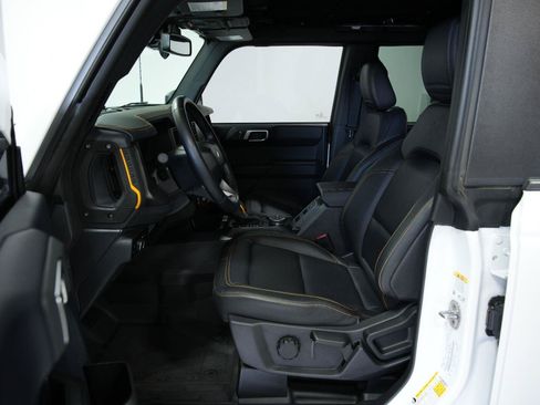 Used 2024 Ford Bronco Badlands AWD/4WD image 39