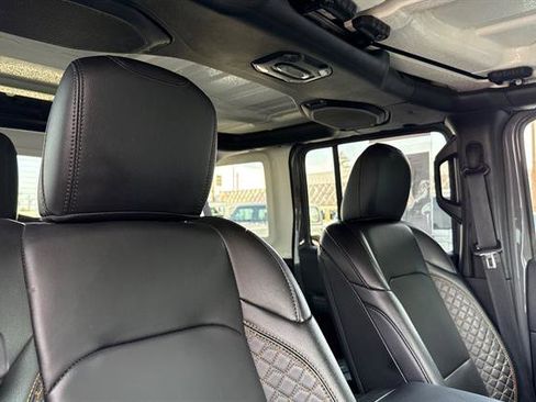 Used 2023 Jeep Wrangler High Altitude image 18