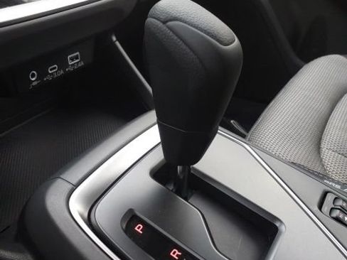 Certified 2024 Subaru Crosstrek 2.0i Premium AWD/4WD image 21