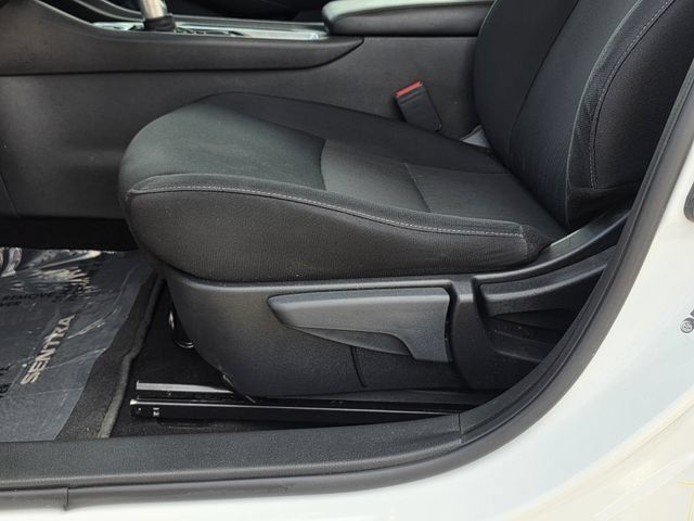 Used 2024 Nissan Sentra SV FWD image 14