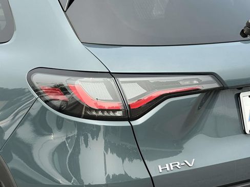 Certified 2024 Honda HR-V Sport image 8