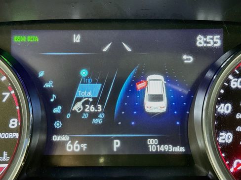 Used 2020 Toyota Camry XSE FWD image 15