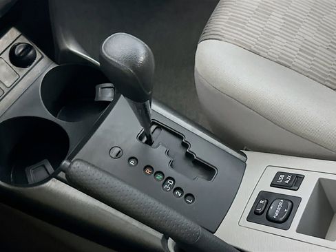 Used 2012 Toyota RAV4 4WD w/ Value Pkg image 22