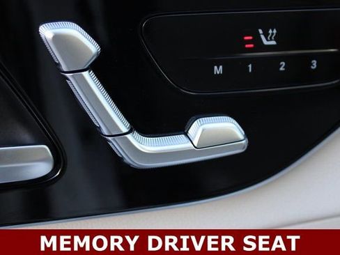 New 2025 Mercedes-Benz C 300 4MATIC Sedan image 14