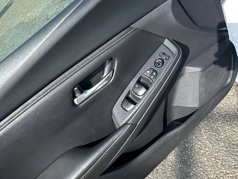 Used 2024 Nissan Sentra SV w/ All-Weather Package FWD image 10