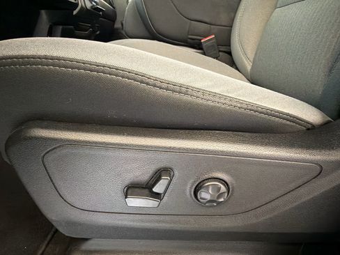Used 2021 RAM 1500 Big Horn RWD image 15