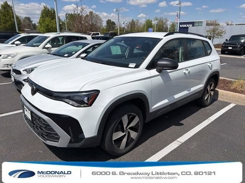 Used 2025 Volkswagen Taos S AWD/4WD image 1