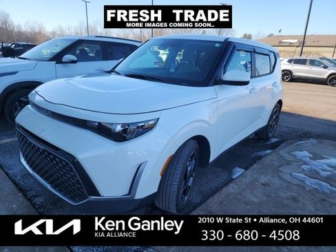 Certified 2023 Kia Soul EX image 1