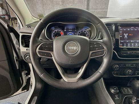 Used 2019 Jeep Cherokee Limited AWD/4WD image 11