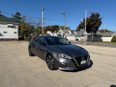 Used 2022 Nissan Altima 2.5 SR