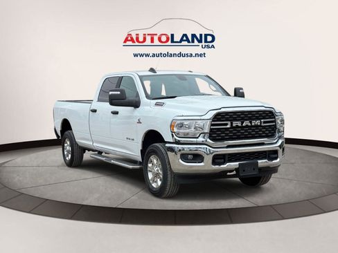 Used 2024 RAM 2500 Big Horn AWD/4WD image 2