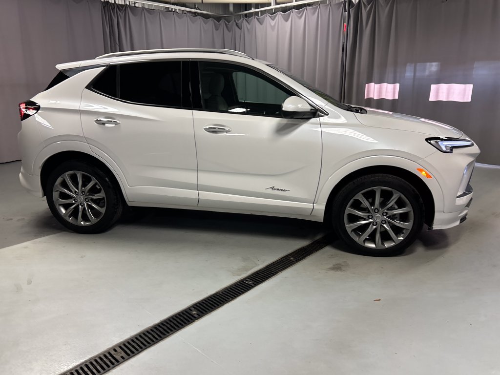 Used 2026 Buick Encore GX Avenir w/ Avenir Technology Package AWD/4WD image 8