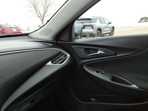 Certified 2025 Chevrolet Malibu LT image 22