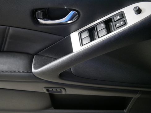 Used 2011 Nissan Murano SL AWD/4WD image 19
