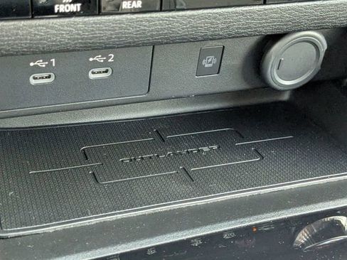New 2026 Mitsubishi Outlander AWD image 24