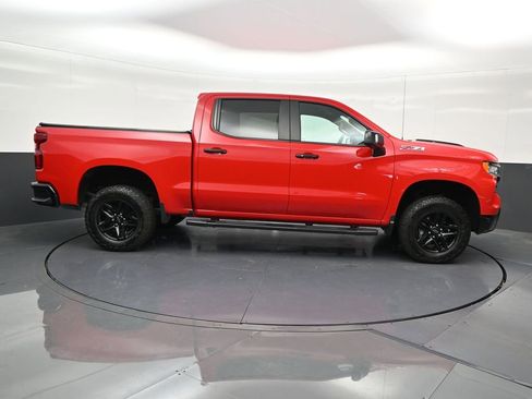 Used 2024 Chevrolet Silverado 1500 LT Trail Boss w/ LT Trail Boss Premium Package AWD/4WD image 7