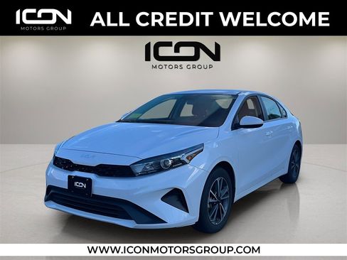 Used 2024 Kia Forte LXS image 1