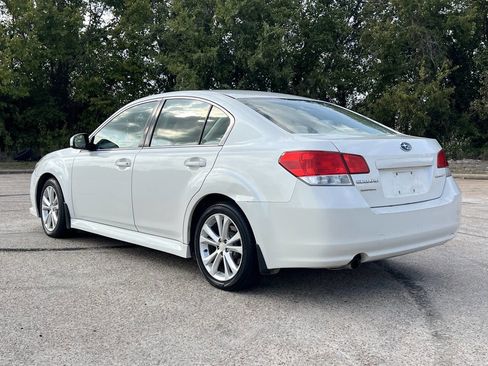 Used 2013 Subaru Legacy 2.5i Premium image 3
