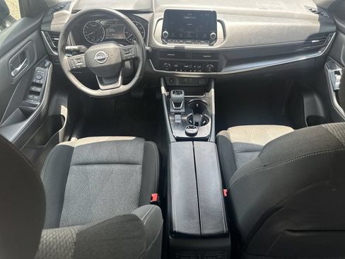 Used 2025 Nissan Rogue SV AWD/4WD image 20