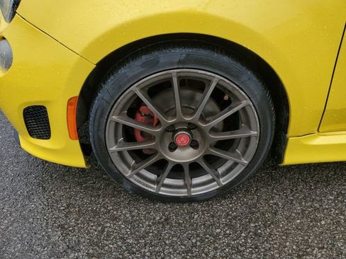 Used 2016 FIAT 500 Abarth w/ Comfort/Convenience Group image 8