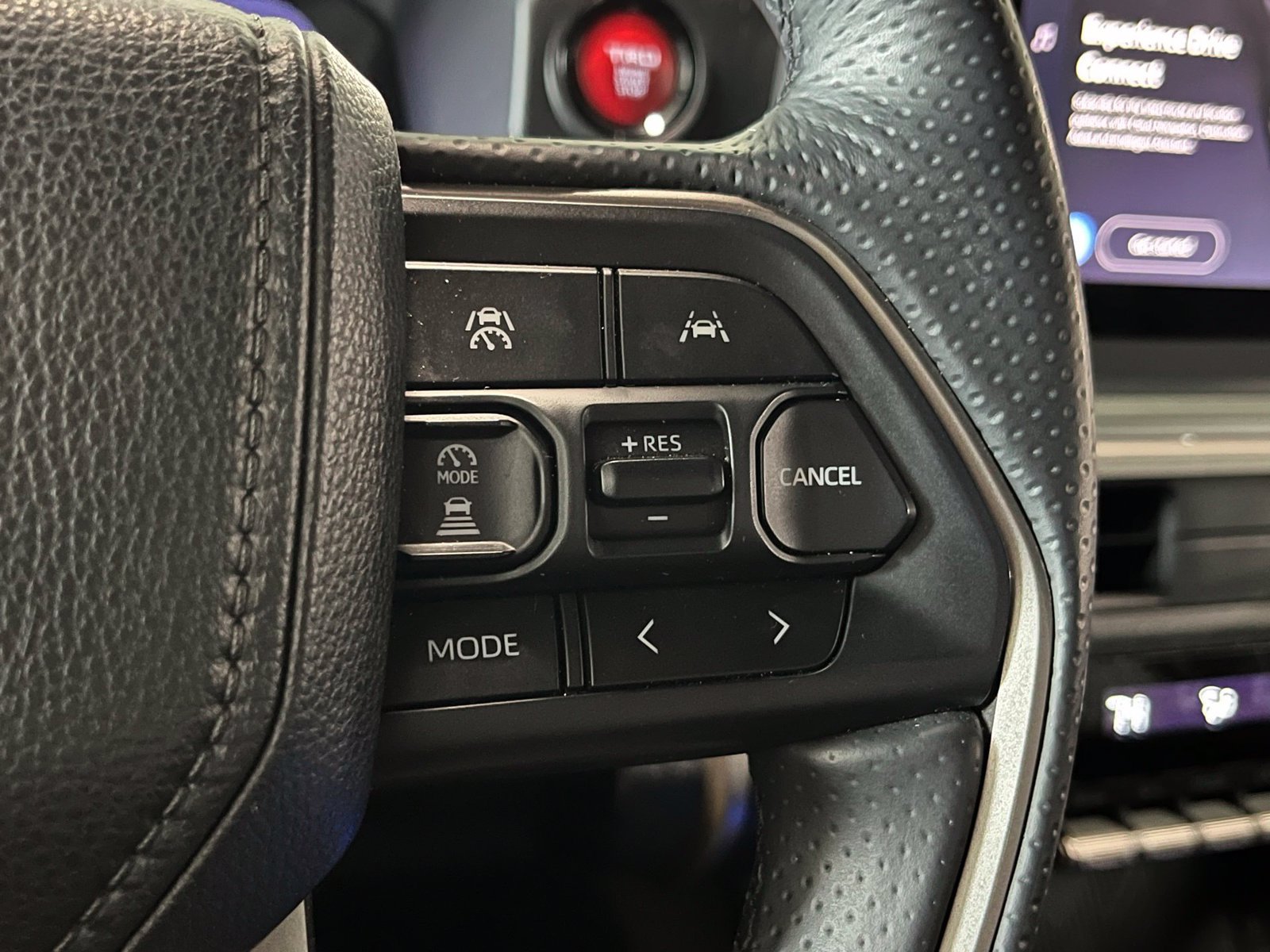 Used 2025 Toyota 4Runner TRD Off-Road AWD/4WD image 28