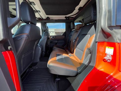Used 2024 Ford Bronco Outer Banks AWD/4WD image 20