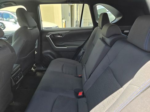 Used 2022 Toyota RAV4 SE w/ Convenience Package AWD/4WD image 16