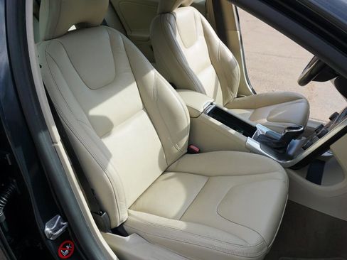 Used 2014 Volvo S60 T5 w/ Climate Package AWD/4WD image 23