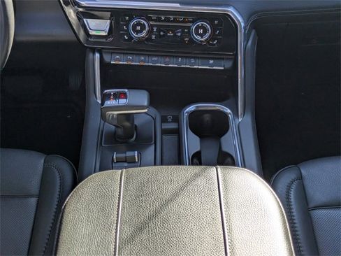 Used 2024 GMC Sierra 1500 Denali w/ Denali Reserve Package image 19