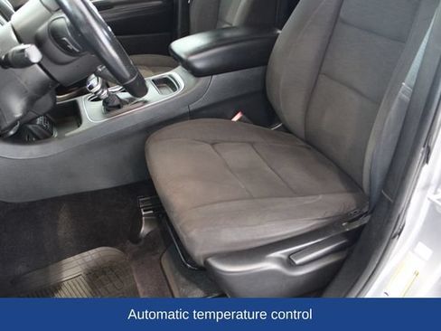 Used 2019 Dodge Durango SXT w/ 3rd Row Seating Group AWD/4WD image 11
