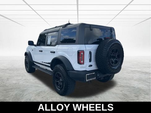 Used 2023 Ford Bronco Wildtrak image 7