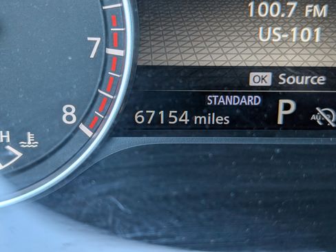 Used 2024 Nissan Pathfinder SV FWD image 18