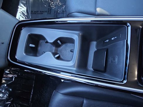 Certified 2023 Volkswagen ID.4 S RWD image 25
