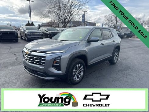 Used 2025 Chevrolet Equinox LT image 3