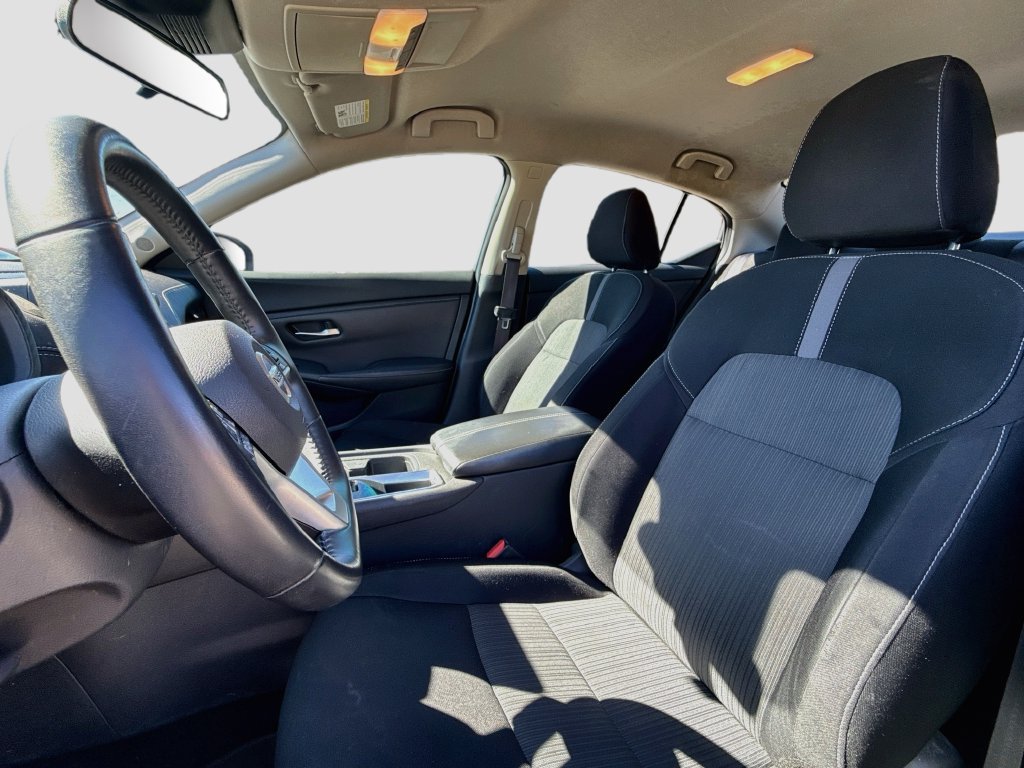 Used 2020 Nissan Sentra SV FWD image 13