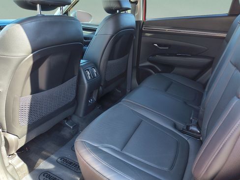 Used 2022 Hyundai Tucson SEL w/ Convenience + Premium Package FWD image 16