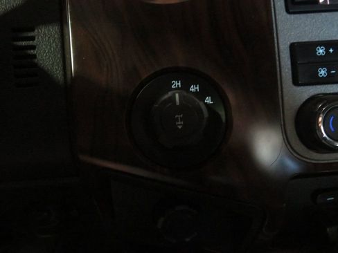 Used 2011 Ford F350 Lariat w/ Lariat Ultimate Pkg image 46