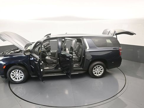 Used 2024 Chevrolet Suburban LT AWD/4WD image 67