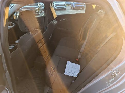 Used 2024 Chevrolet Malibu RS w/ LPO, Floor Liner Package FWD image 9
