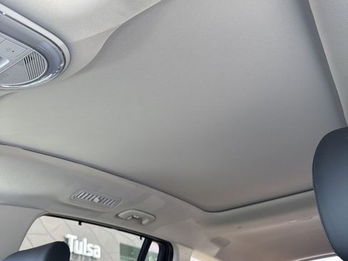 New 2026 Hyundai Ioniq 9 Limited image 16