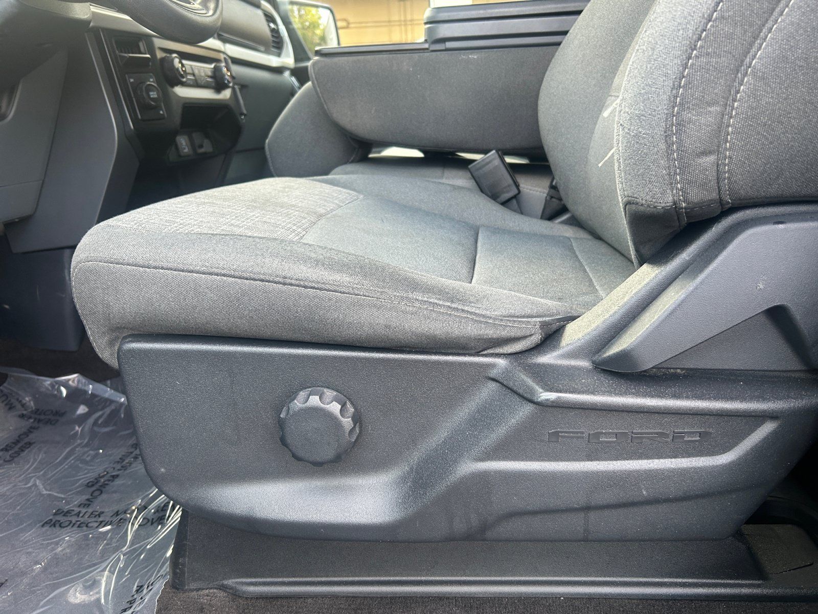Used 2022 Ford F150 XLT AWD/4WD image 12