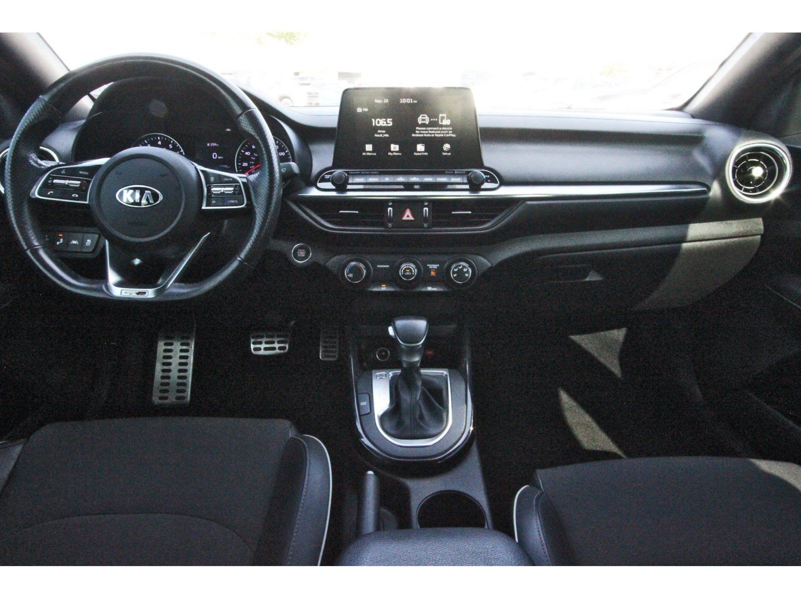 Used 2021 Kia Forte GT-Line w/ GT-Line Premium Package FWD image 12