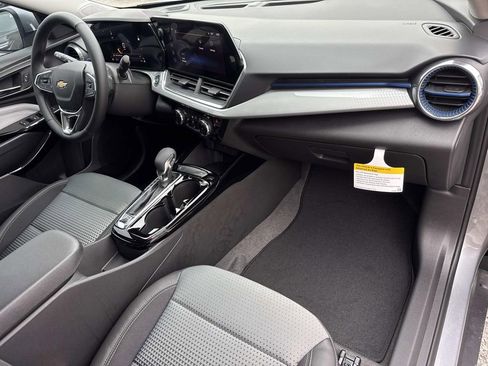 New 2026 Chevrolet Trax LT w/ Driver Confidence Package image 10