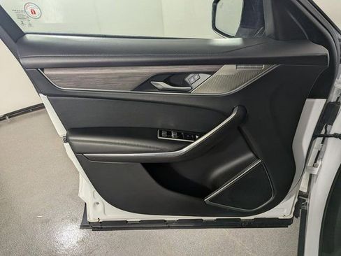 Used 2021 Jaguar F-PACE S image 14